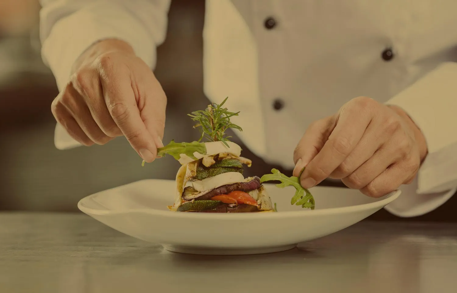 Restaurants and Food Chains that Pay for College and Provide Health Benefits