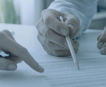 Job Scams and Red Flags: Don't Send Your Resume Here