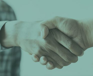 Speed Up Your Job Search with 10 Easy Networking Tips Speed Up Your Job Search with 10 Easy Networking Tips