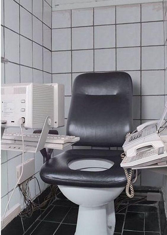 Bathroom home office Demi Moore