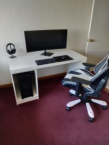 Beautiful Desk Setup for Job from Home